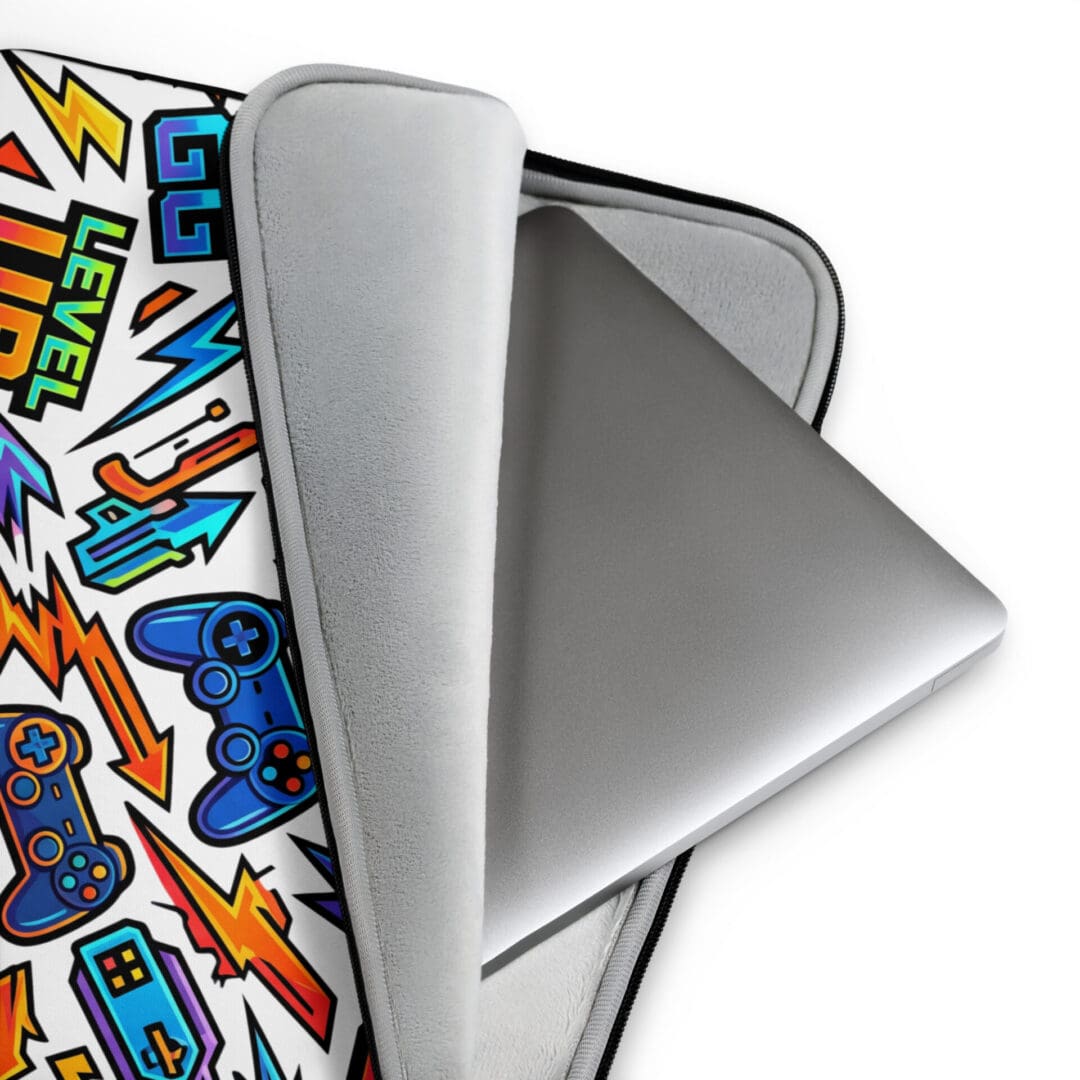 KDPF Braveheart Arcade Rush Laptop Sleeve - Image 3